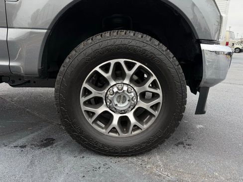 Used 2021 Ford F250 Lariat w/ Lariat Ultimate Package image 32