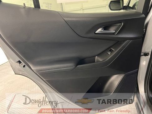 Used 2025 Chevrolet Equinox LT FWD image 30