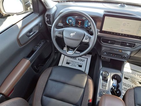 Used 2025 Ford Bronco Sport Outer Banks w/ Outer Banks Tech Package+ image 14