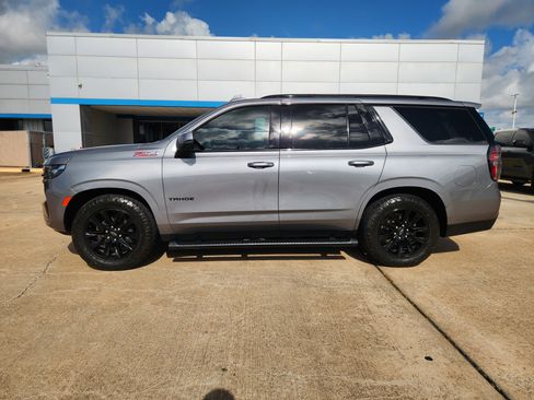 Used 2022 Chevrolet Tahoe Z71 w/ Z71 Off-Road Package AWD/4WD image 5