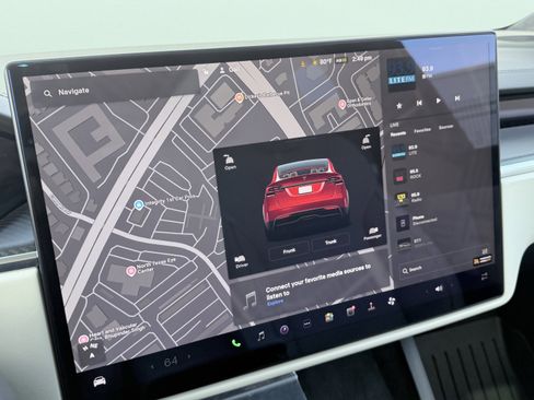 Used 2025 Tesla Model X Plaid image 84