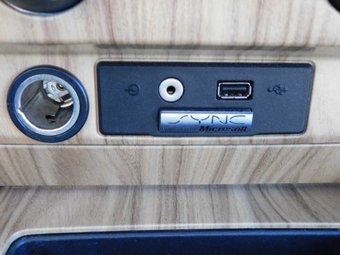 Used 2011 Ford F150 Lariat image 12