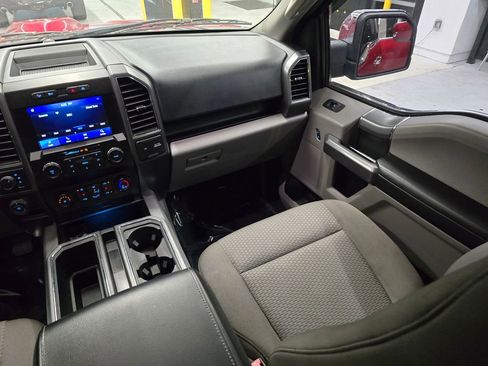Used 2020 Ford F150 XLT w/ Equipment Group 302A Luxury AWD/4WD image 41
