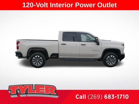 New 2026 Chevrolet Silverado 2500 Custom w/ Custom Value Package image 9