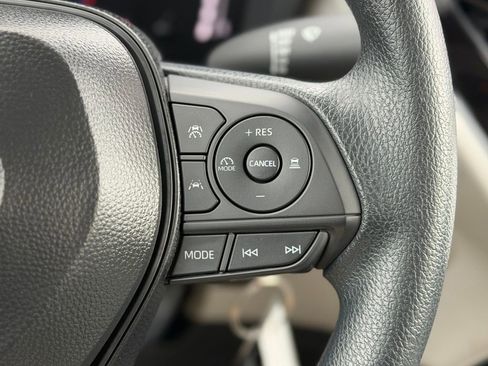 Certified 2026 Toyota Corolla Cross L image 12