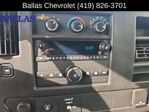 Used 2017 Chevrolet Express 2500 image 13