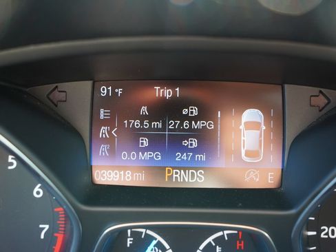 Used 2019 Ford Escape Titanium AWD/4WD image 8