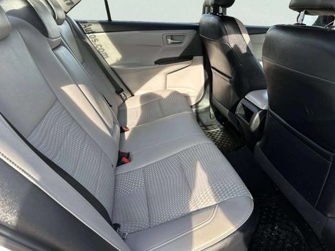 Used 2015 Toyota Camry SE image 14