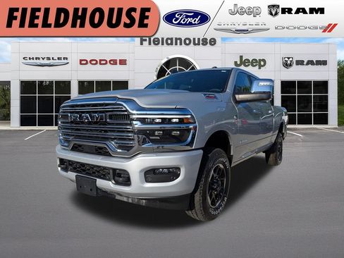 Used 2026 RAM 2500 Laramie AWD/4WD image 1