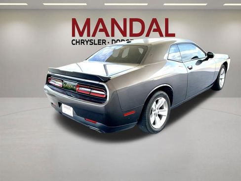 Used 2023 Dodge Challenger SXT RWD image 6