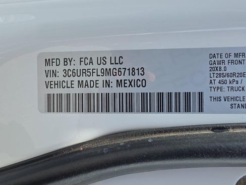 Used 2021 RAM 2500 Laramie AWD/4WD image 33