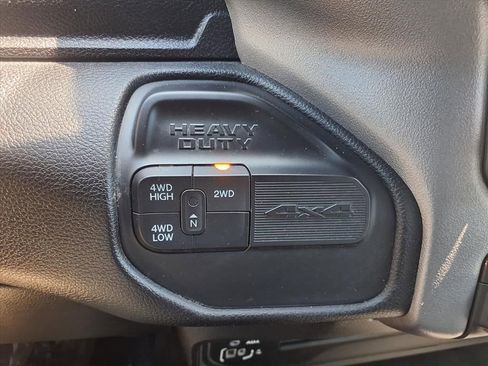 Used 2024 RAM 2500 Big Horn AWD/4WD image 20