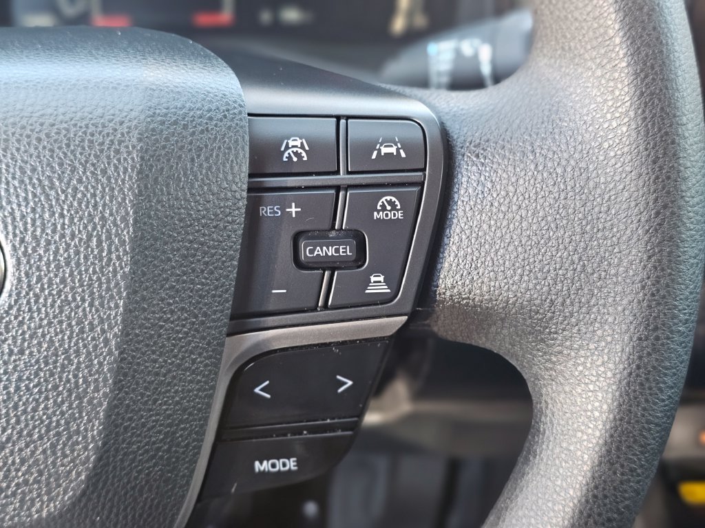 Used 2025 Toyota Camry LE FWD image 25