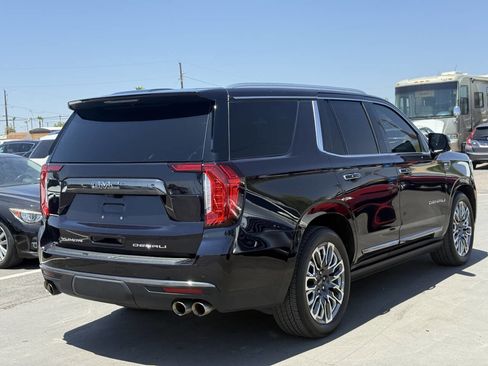 Used 2023 GMC Yukon Denali Ultimate image 10