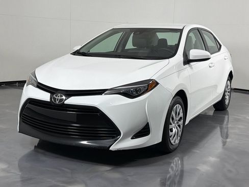 Used 2019 Toyota Corolla LE FWD image 9