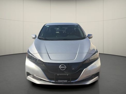 Used 2025 Nissan Leaf S FWD image 2