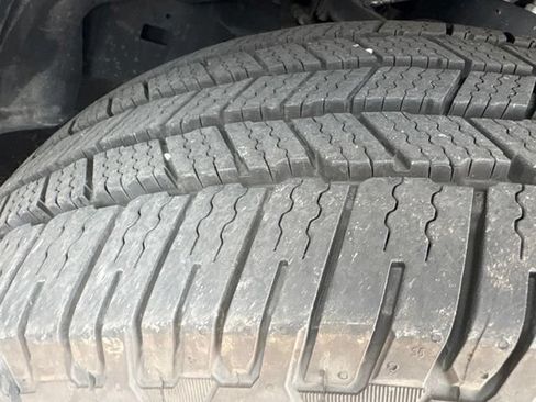Used 2021 RAM 1500 Laramie AWD/4WD image 5