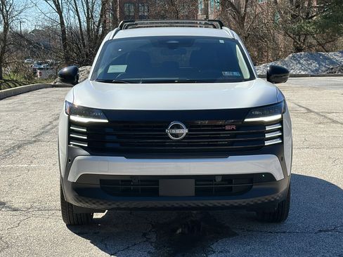 New 2026 Nissan Kicks SR w/ Cold Weather Package AWD/4WD image 3