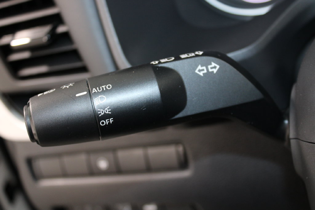 Used 2026 Nissan Rogue SV w/ Cold Weather Package FWD image 35
