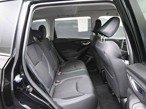 Used 2024 Subaru Forester Premium AWD/4WD image 30