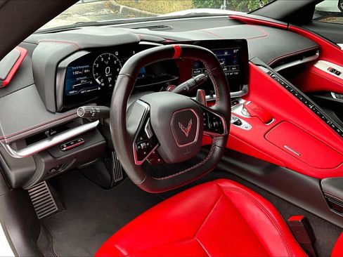 Used 2023 Chevrolet Corvette 2LT w/ Z51 Performance Package image 17