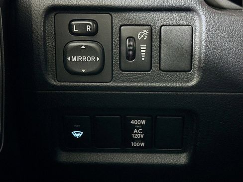 Used 2016 Toyota 4Runner 4d SUV RWD SR5 image 10