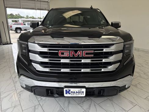 New 2026 GMC Sierra 1500 SLE w/ Preferred Package AWD/4WD image 3