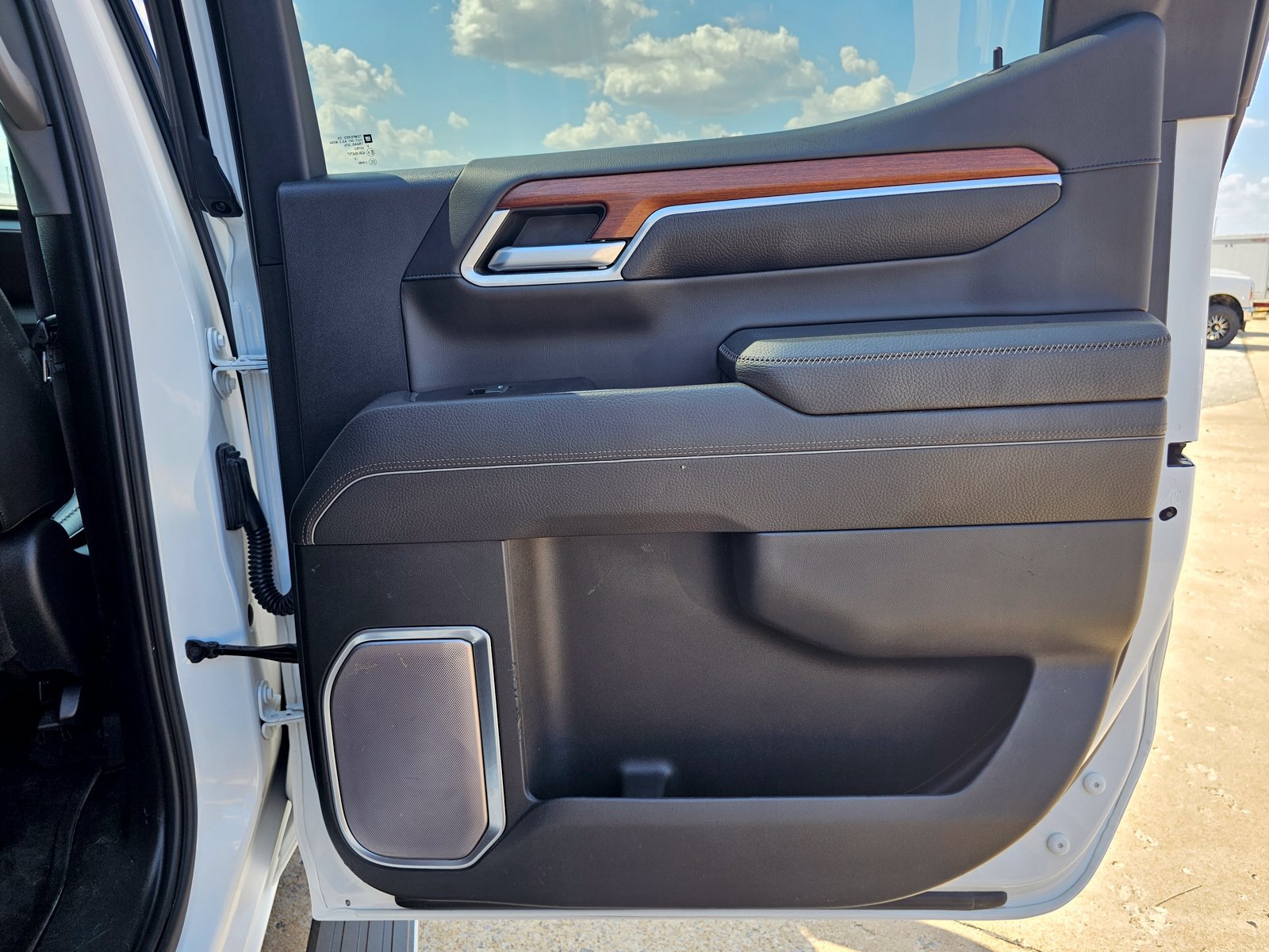 Used 2023 GMC Sierra 1500 Denali AWD/4WD image 37