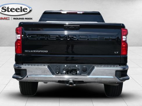Used 2024 Chevrolet Silverado 1500 LT AWD/4WD image 6