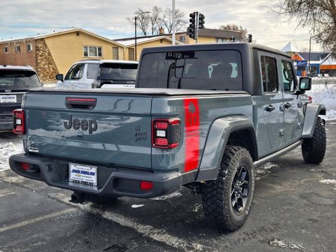 Used 2024 Jeep Gladiator Willys image 10