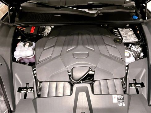 New 2026 Porsche Cayenne S image 12