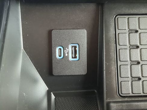 Certified 2023 Ford F150 Lariat w/ Equipment Group 502A High image 20