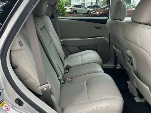 Used 2011 Lexus RX 350 2WD w/ Premium Pkg image 10
