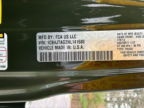 Used 2022 Jeep Gladiator Sport image 12