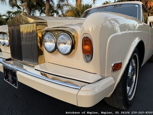 Used 1990 Rolls-Royce Corniche III RWD image 37