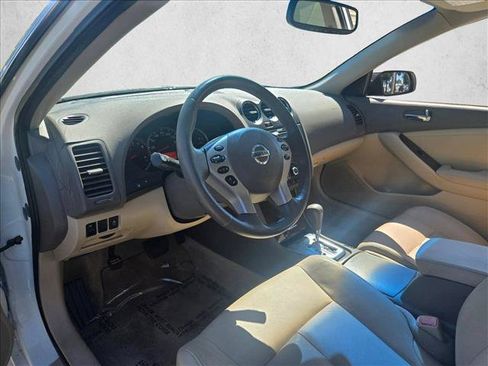 Used 2012 Nissan Altima 3.5 SR w/ Sport Pkg FWD image 17