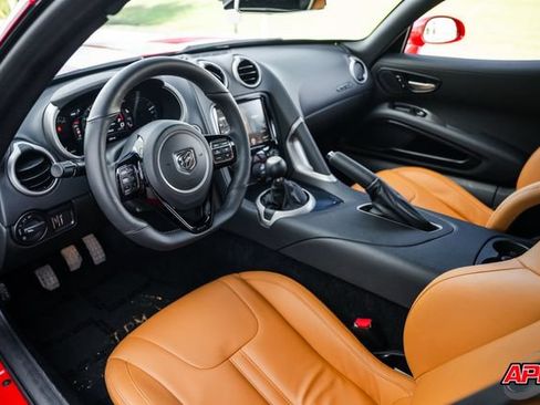Used 2014 SRT Viper SRT-10 w/ Grand Touring Package RWD image 2