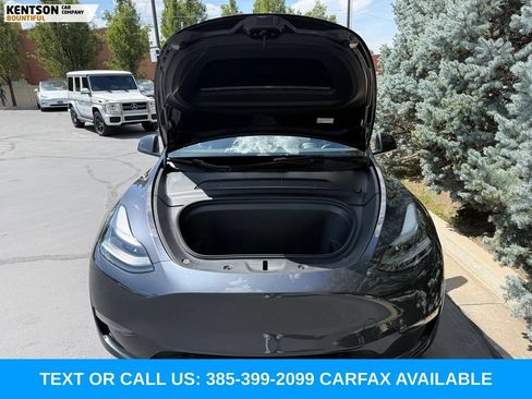 Used 2024 Tesla Model Y Long Range AWD/4WD image 32