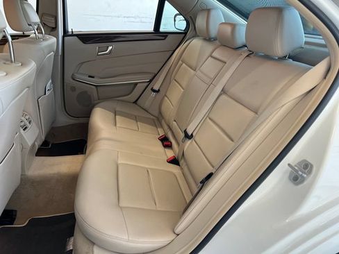 Used 2016 Mercedes-Benz E 350 Sedan image 40