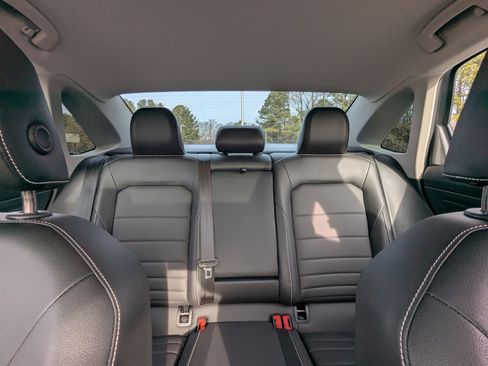 Used 2023 Volkswagen Jetta SE w/ Panoramic Sunroof Package image 10