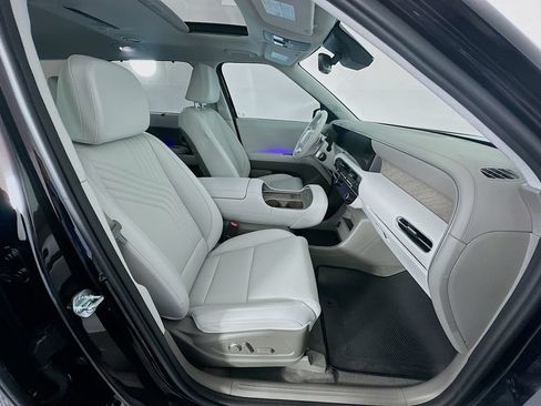 Certified 2026 Hyundai Palisade SEL FWD image 29