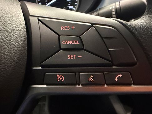 Used 2025 Nissan Versa SV w/ Trunk Package FWD image 31