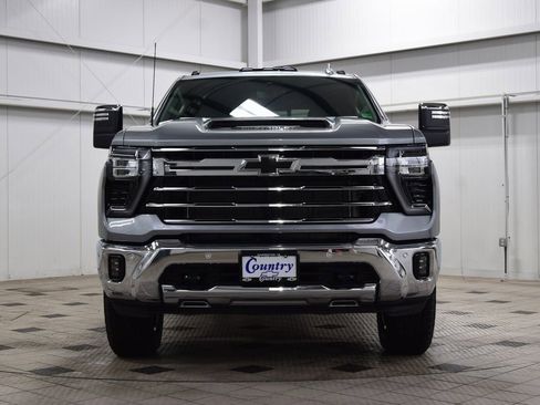 New 2026 Chevrolet Silverado 2500 LTZ w/ LTZ Premium Package image 2