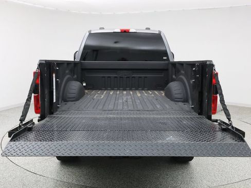Used 2025 Ford F250 XLT w/ Black Appearance Package AWD/4WD image 18