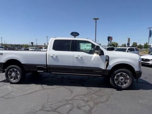 Used 2025 Ford F350 King Ranch AWD/4WD image 8