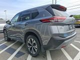 Used 2023 Nissan Rogue SV image 4