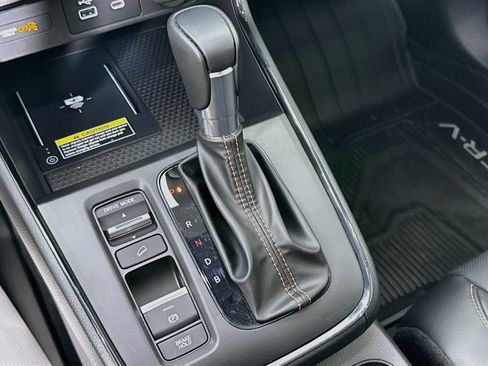 Used 2025 Honda CR-V Sport Touring image 17