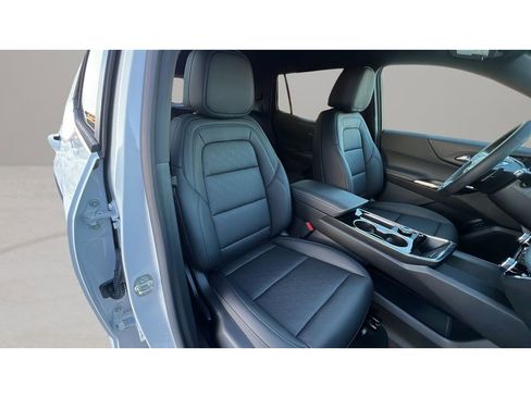 Used 2026 Chevrolet Equinox LT w/ Convenience Package II AWD/4WD image 32