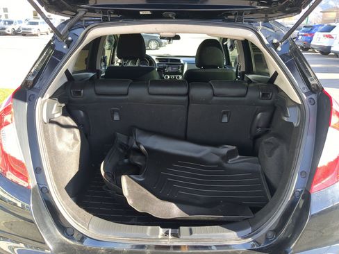 Used 2020 Honda Fit LX image 30