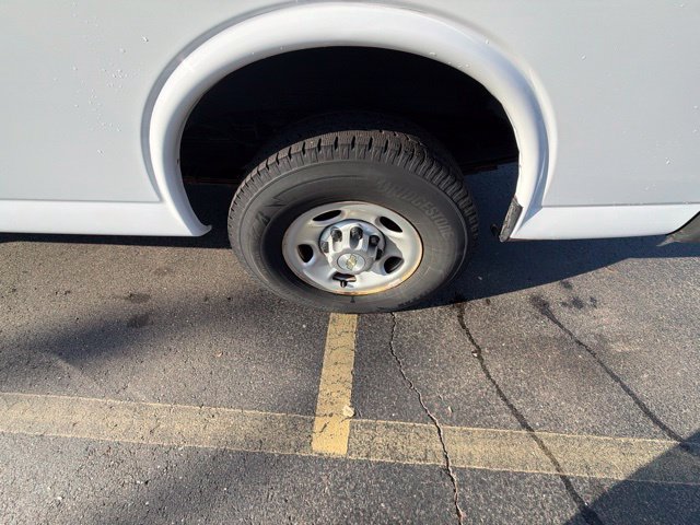 Used 2021 Chevrolet Express 2500 w/ Driver Convenience Package RWD image 34